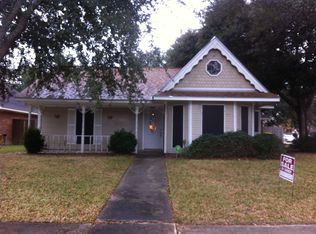 4604 Lariat Dr, Baytown, TX 77521
