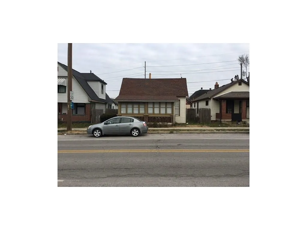 2602 English Ave photo 1