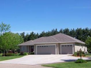 3921 Prairie Cir, Wisconsin Rapids, WI 54494