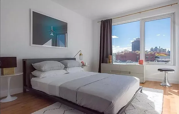Rented by REAL New York | media 7