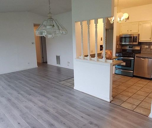 5th image of 1295 Bamburg Ct Unit D