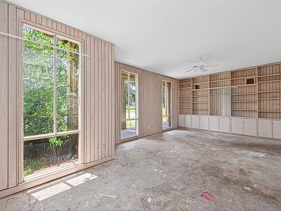 5th image of 219 Cardinal Dr