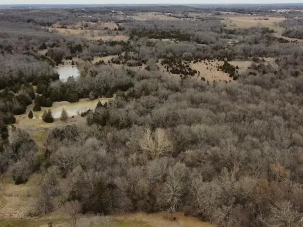 E 135th Rd, Holdenville, OK 74848