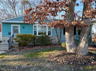 515 6th St, Somers Point, NJ 08244