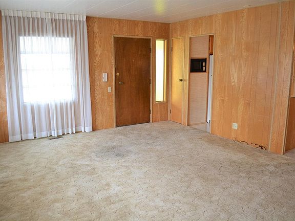 4th image of 488 Colonial Park Way #488
