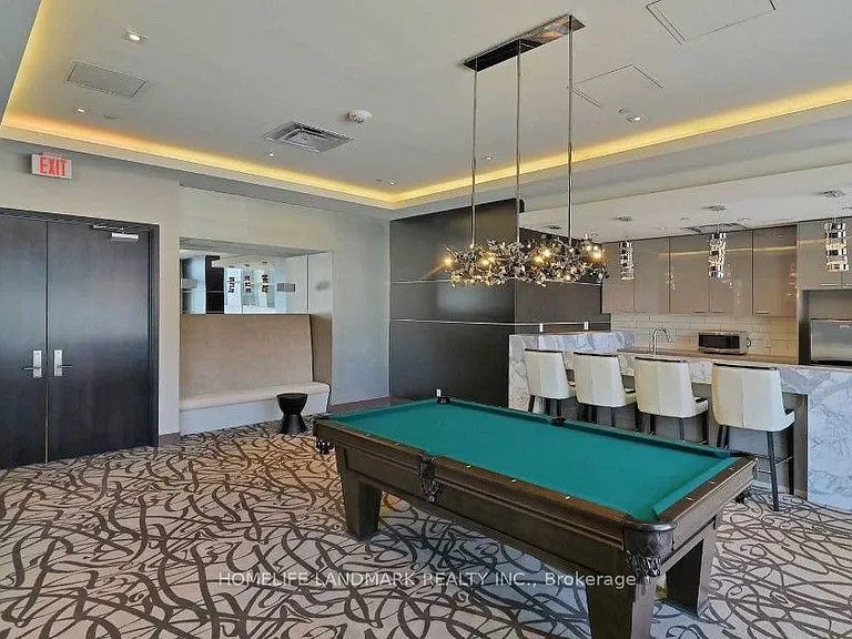 9608 Yonge St #303 — Photo 16