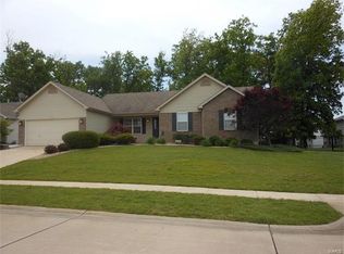812 Indian Rock Dr, Wentzville, MO 63385