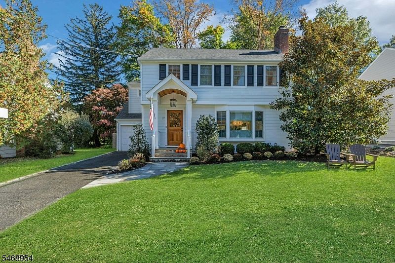 1st image of 37 Fairview Ave