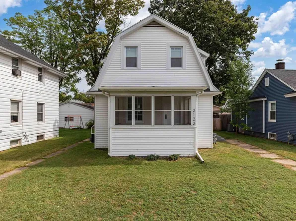 2122 6th Street Ct, East Moline, IL 61244