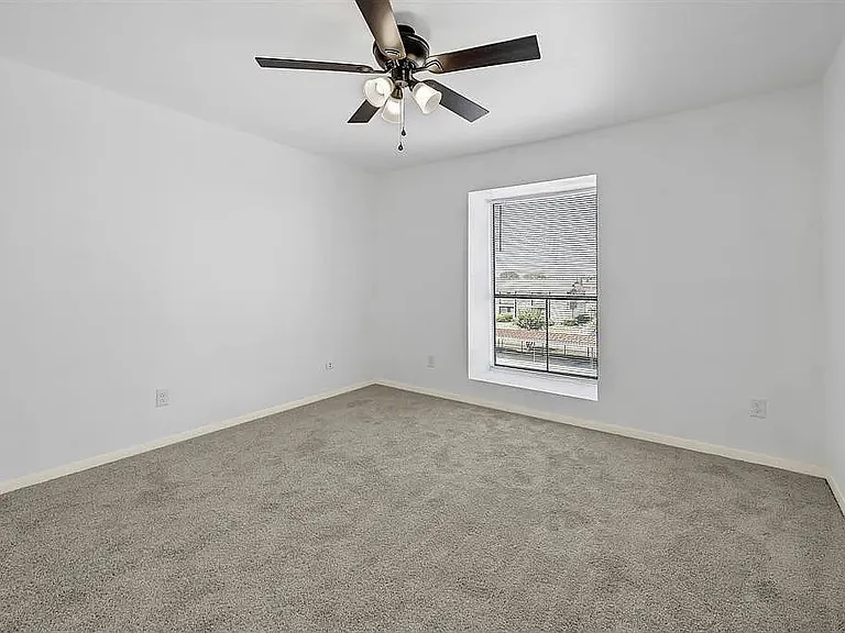 8429 Hearth Dr #32 — Photo 5