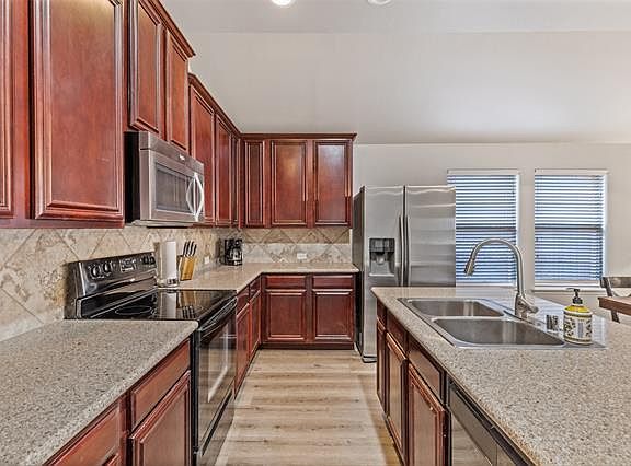 4th image of 5128 Birchwood Dr