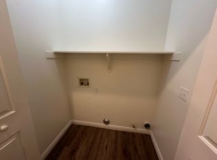 628 Blue Mountain Way APT A, Bakersfield, CA 93308