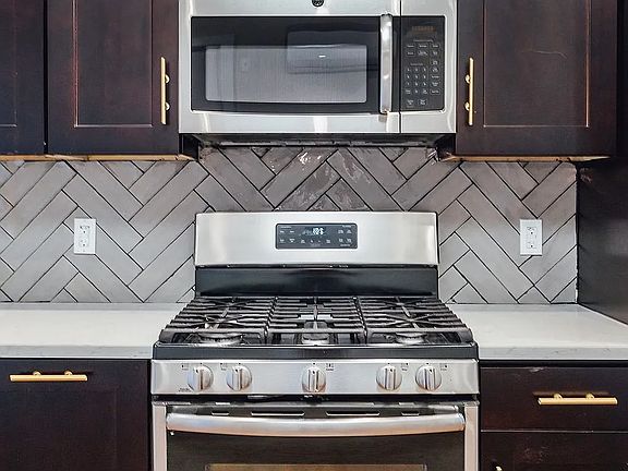 4th image of 102 Central Ave #4R