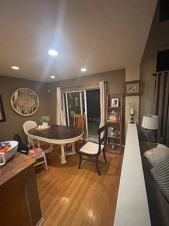 462 Nuthatch Way photo 1