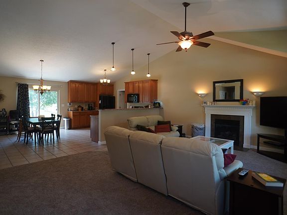 2nd image of 18 Benz Ct Lot 35