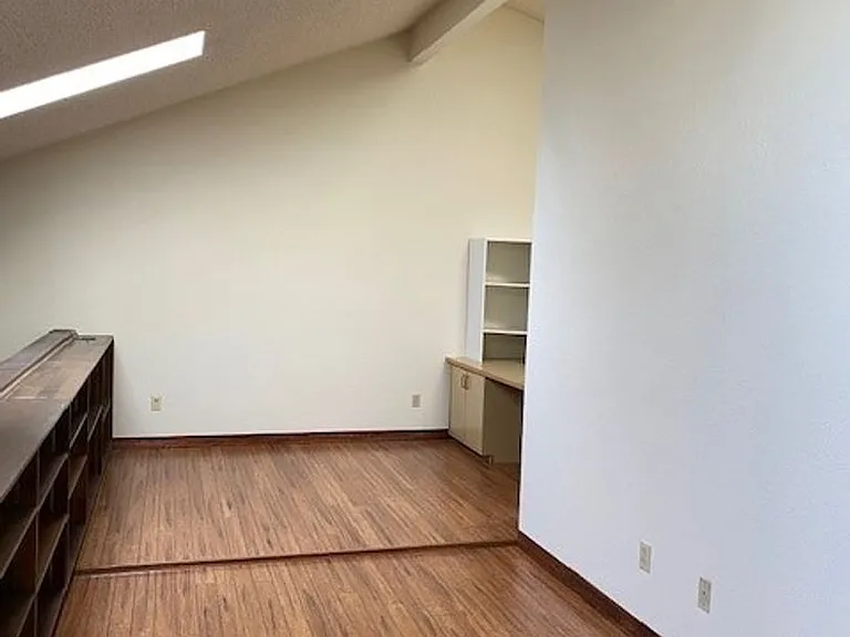 1004 Potlatch Cir — Photo 14