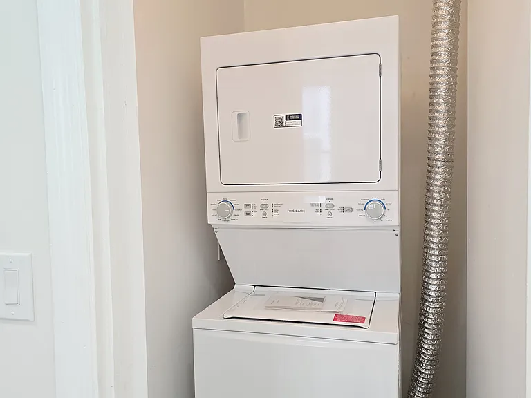 15 Dwight St #2 — Photo 5