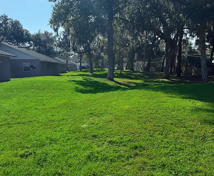 1097 Laurel Oaks Ct — Photo 13