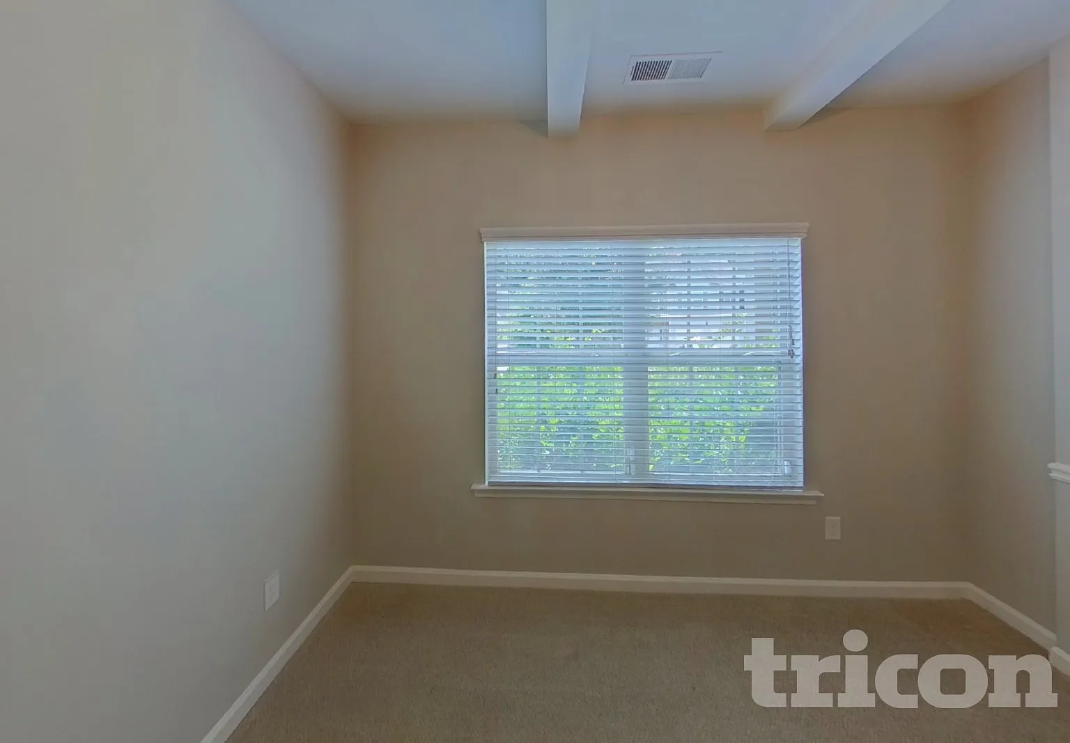 5702 Pahaska Court Ellenwood GA — Photo 3