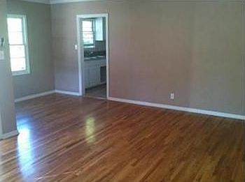 3rd image of 10204 McVine Ave