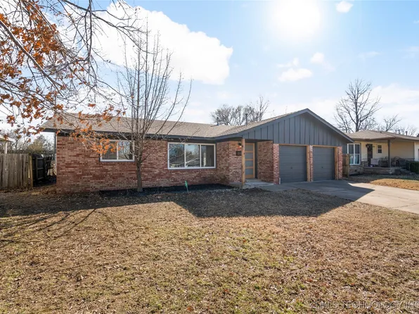 5956 E 25th Pl, Tulsa, OK 74114