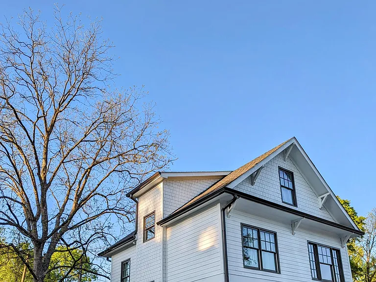 1002 Center St NW — Photo 16