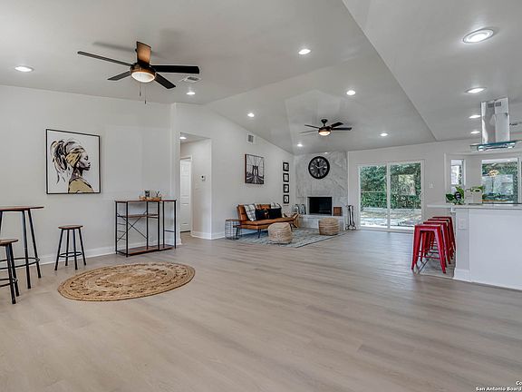 3rd image of 3606 FRED ROSS LN