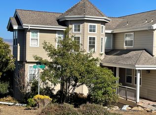 1686 Stuart St, Cambria, CA 93428