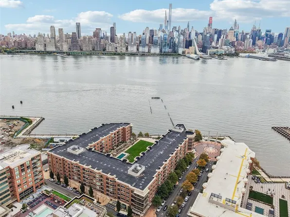 20 Avenue At Port Imperial APT 410, West New York, NJ 07093