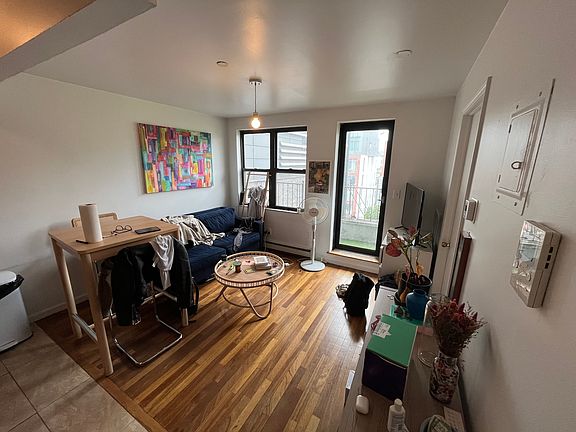 2nd image of 122 Allen St #11A