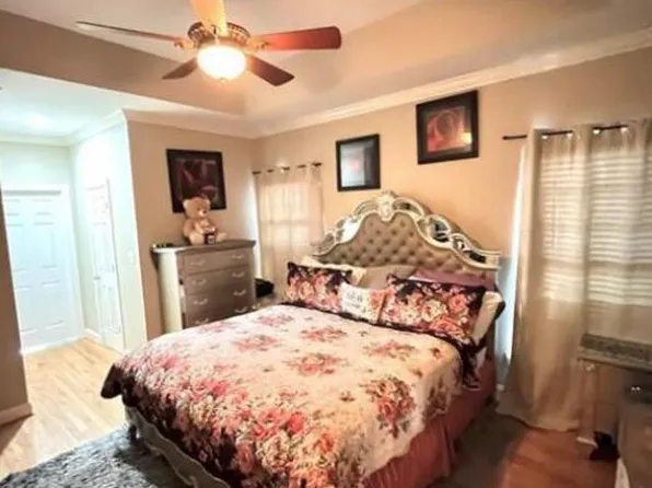 3098 Creek Point Rd, Graham, NC 27253