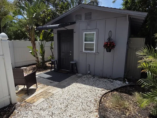 1611 Ballard Park Dr #A, Bradenton, FL 34205