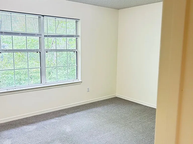 1194 Fort Smith Blvd — Photo 15