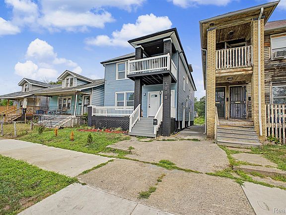 2nd image of 3808 Monterey St
