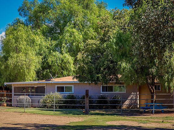 2nd image of 1738 Pamo Rd