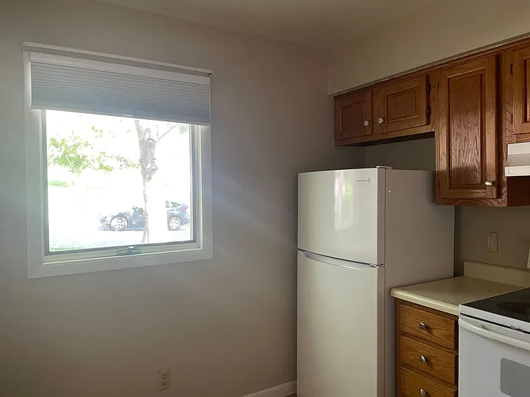 1160 Cambria Ct — Photo 7