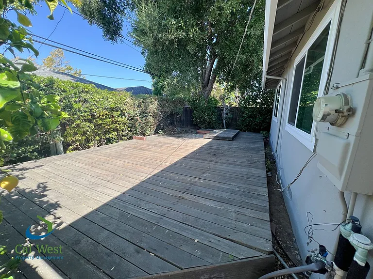 467 Novato Ave — Photo 15