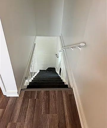 3rd image of 321 S Bengal Rd