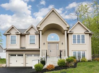 5 N Central Hwy, Garnerville, NY 10923