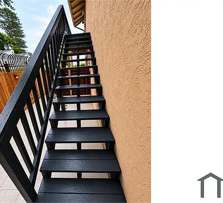 952 Chester St — Photo 17