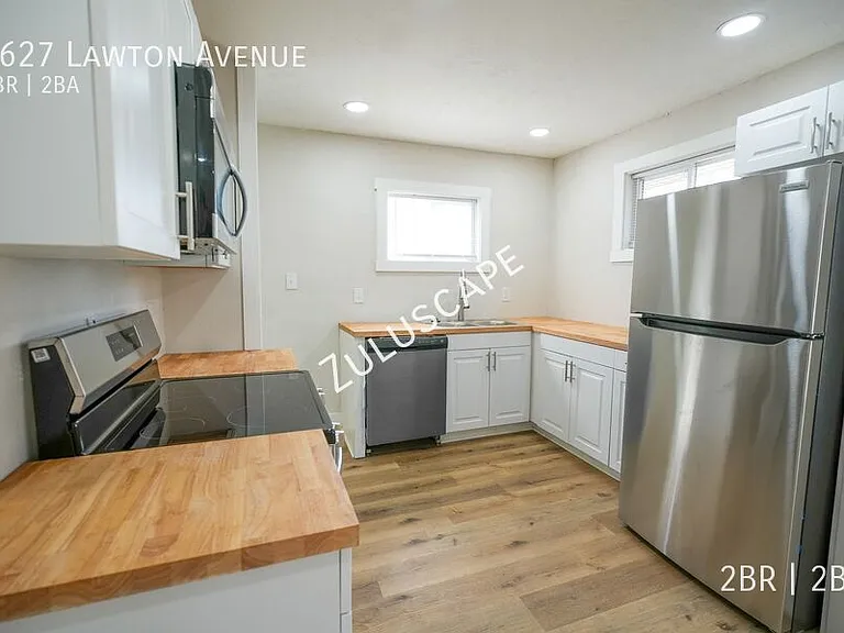 1627 Lawton Ave — Photo 10