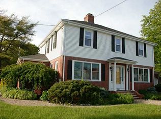 330 Sea View Ave, Riverside, RI 02915