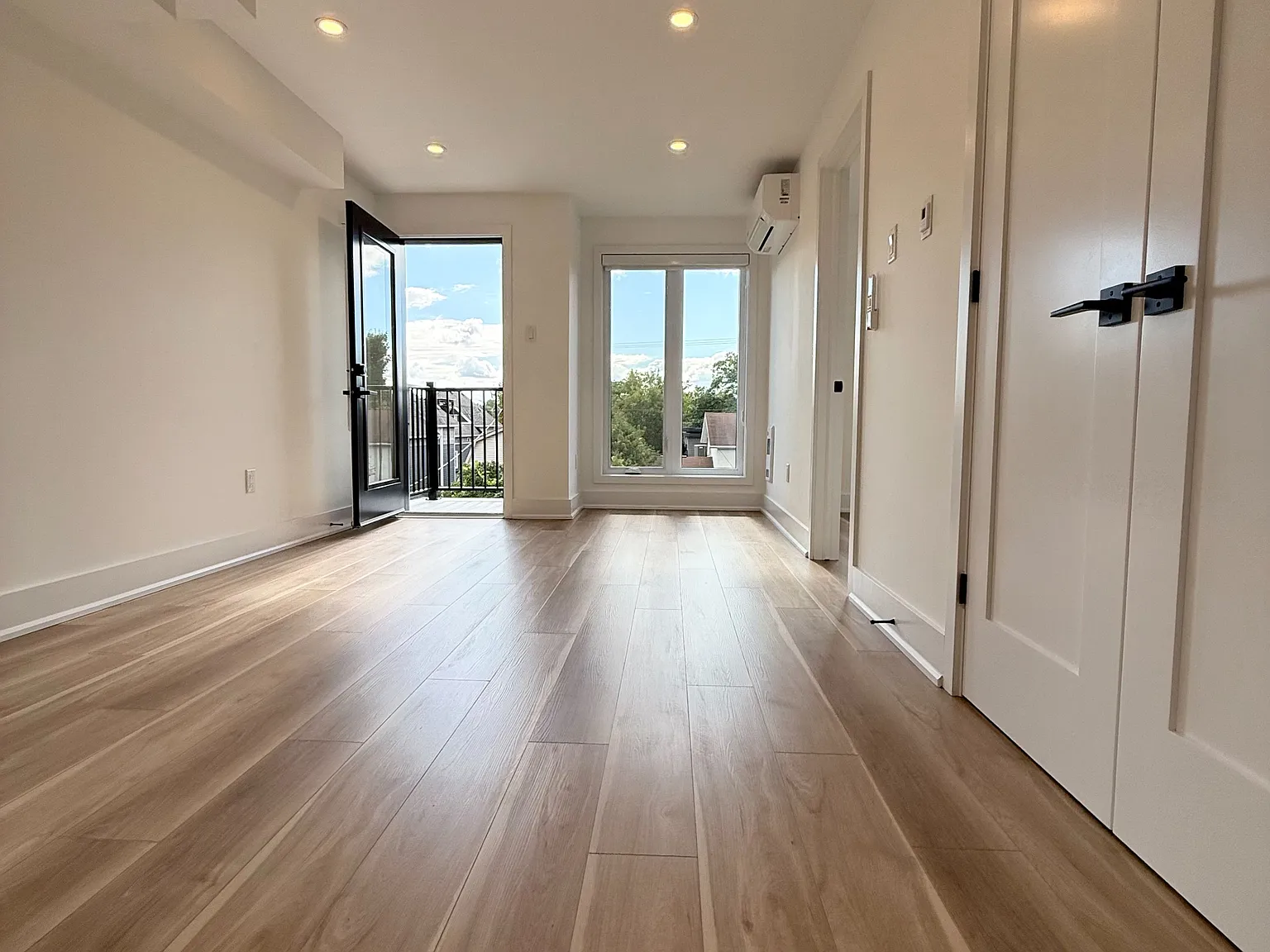 1 bed, $1,995 — Photo 4