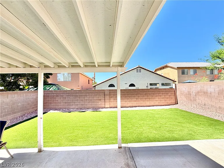 10087 Yellow Canary Ave — Photo 43