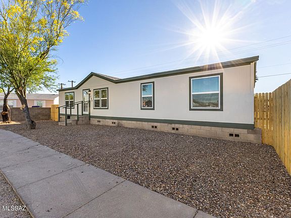 3rd image of 705 W Lightstar Cir