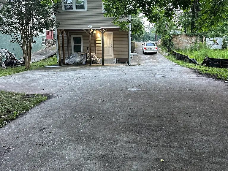 1049 Martin Luther King Jr Dr NW #C — Photo 13