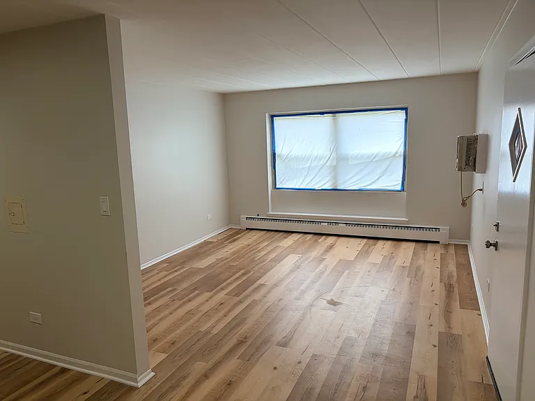 18352 Torrence Ave #2 — Photo 2
