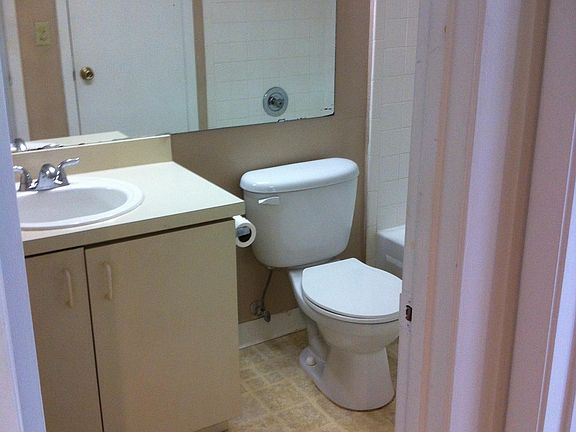 2nd image of 325 Forestway 307 Cir
