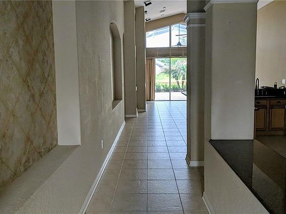 2nd image of 27029 Firebush Dr