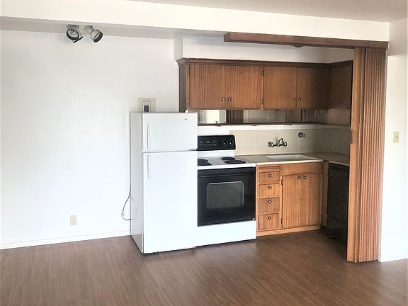 4th image of 633 W Nickerson St #15566117